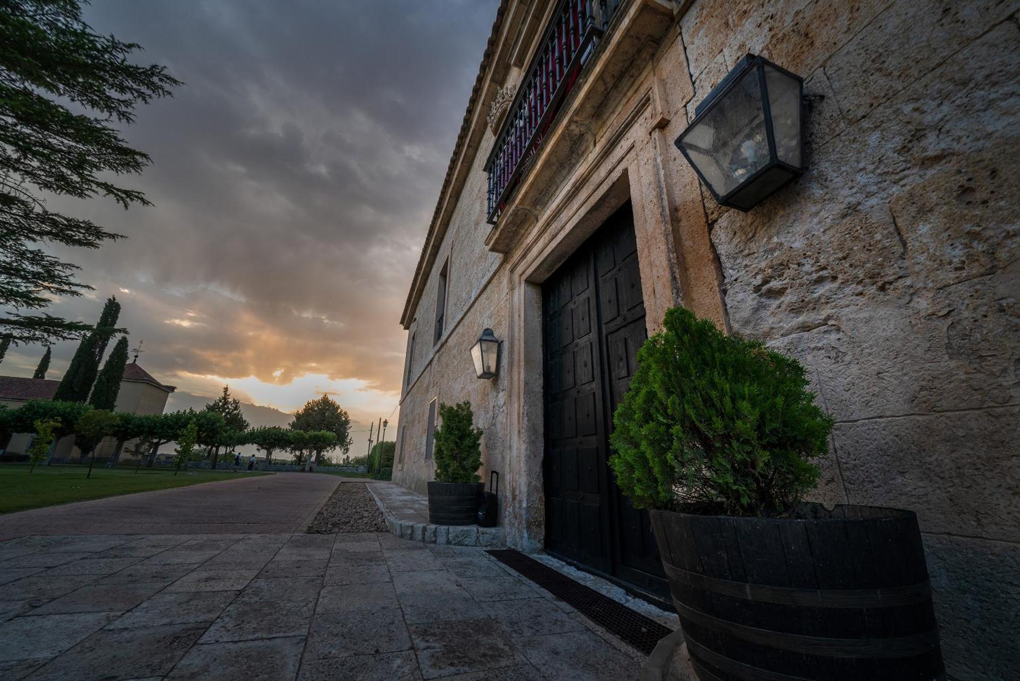 La Posada De Pradorey Ventosilla Exterior photo